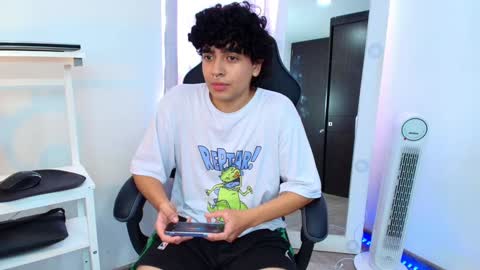 Nicolas online show from January 15, 2025, 8:05 pm