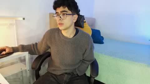 Nicolas online show from October 16, 2025, 6:36 am