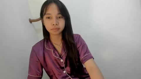 Nicole online show from May 22, 2026, 10:54 am