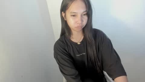 Nicole online show from May 27, 2026, 8:17 pm
