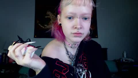 Nicole online show from January 6, 2026, 2:48 am