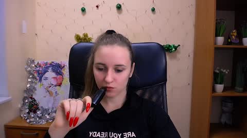 Nica online show from December 17, 2024, 1:05 pm