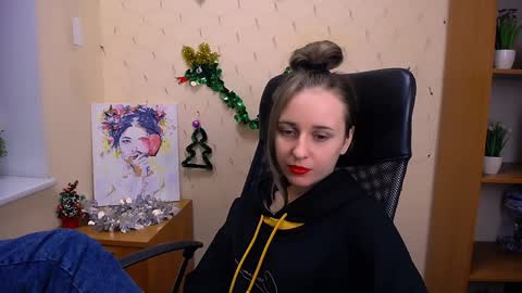 Nica online show from January 4, 2025, 3:28 pm