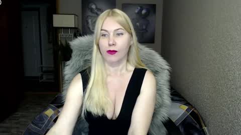 Snapshot of _night_fantasy_ chatting on March 7, 2025, 4:33 pm Donella online show from March 7, 2025, 4:33 pm