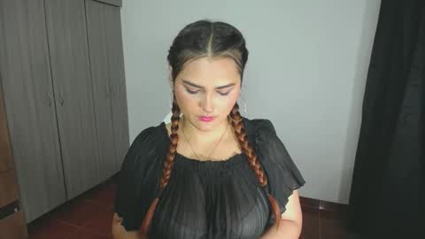 Nina  online show from December 28, 2024, 9:19 pm