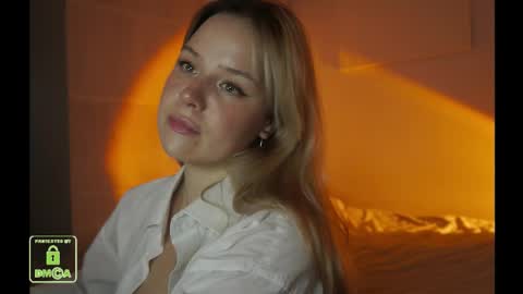 Snapshot of _noitanitsarcorp_ chatting on November 14, 2025, 1:43 pm R online show from November 14, 2025, 1:43 pm