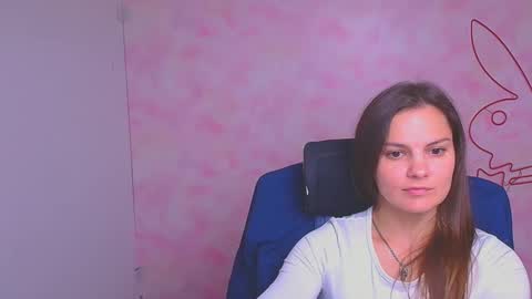 Olivia online show from September 12, 2025, 11:10 am