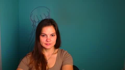 Olivia online show from September 14, 2025, 5:17 am