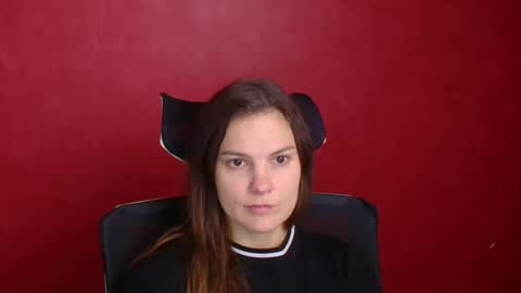 Olivia online show from September 17, 2025, 5:20 am