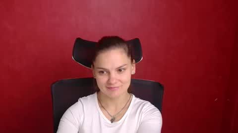 Olivia online show from September 22, 2025, 6:15 am