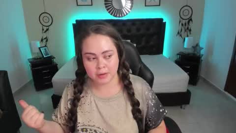 Snapshot of _oliviajoness chatting on September 25, 2025, 3:05 pm Olivia jones online show from September 25, 2025, 3:05 pm