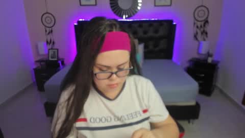 Snapshot of _oliviajoness chatting on September 26, 2025, 11:36 am Olivia jones online show from September 26, 2025, 11:36 am