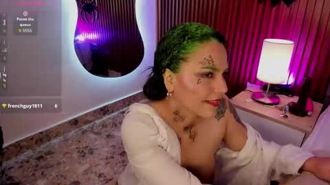 Snapshot of _oniika_carter chatting on October 30, 2025, 1:45 pm Onika Carter online show from October 30, 2025, 1:45 pm