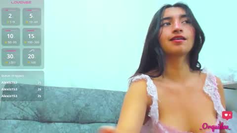 Snapshot of _orquidea_ chatting on October 25, 2025, 1:51 pm Orquidea online show from October 25, 2025, 1:51 pm