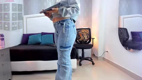 Snapshot of _peach1_ chatting on March 27, 2026, 10:15 am peach1 online show from March 27, 2026, 10:15 am