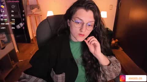 violeta ig  online show from December 20, 2024, 3:58 am