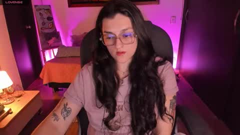 violeta ig  online show from October 21, 2025, 3:29 am