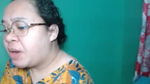 Snapshot of _pinayglamourbum_143xxx_ chatting on May 18, 2026, 2:40 am Pinaylovelybum online show from May 18, 2026, 2:40 am
