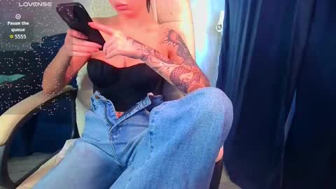 Ilona online show from February 26, 2026, 6:56 am