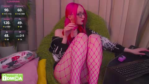 Maisie online show from March 28, 2026, 2:27 pm