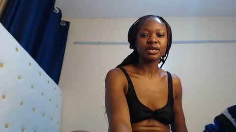pixie online show from September 20, 2025, 7:04 pm