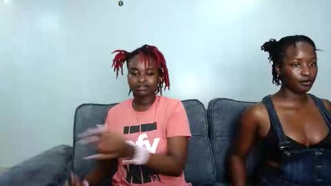 _prettyred online show from October 12, 2025, 10:20 pm