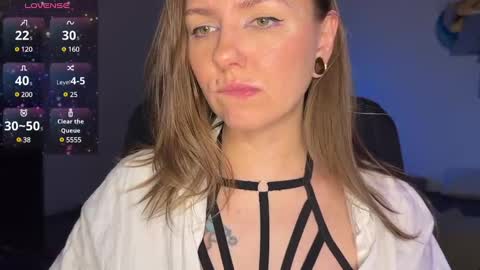 Snapshot of _private_person_ chatting on February 5, 2025, 6:15 pm HADLY today day-off see u online 0112 online show from February 5, 2025, 6:15 pm