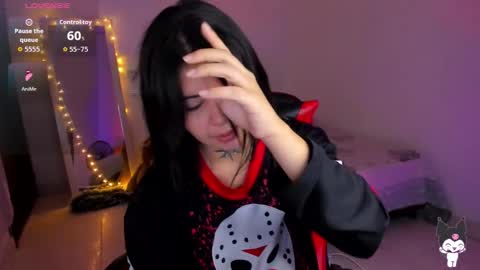 Stefany online show from January 17, 2026, 11:48 am