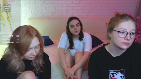 Merlizz Eva Jane Mila Nicole  left to right  online show from February 17, 2025, 11:44 am