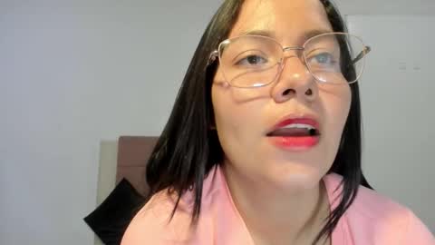 _rapunzeel online show from September 17, 2025, 4:52 pm