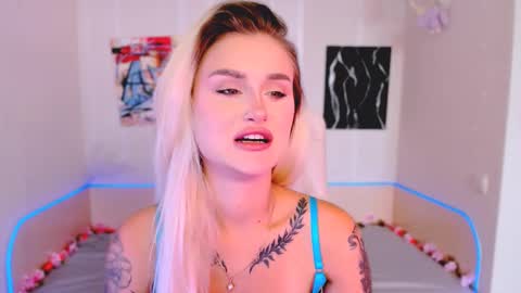 _ravena online show from September 29, 2025, 11:59 am