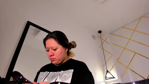 rebecca online show from October 1, 2025, 2:23 pm