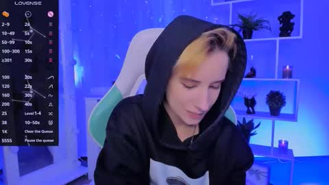 Snapshot of _rein_ramm chatting on March 10, 2026, 5:18 pm Rein online show from March 10, 2026, 5:18 pm