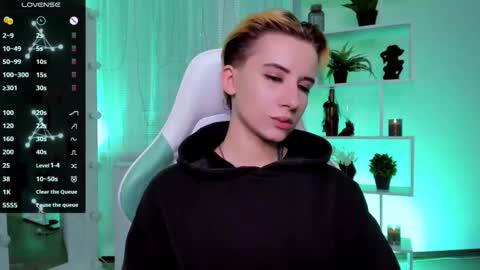 Snapshot of _rein_ramm chatting on March 13, 2026, 5:41 pm Rein online show from March 13, 2026, 5:41 pm