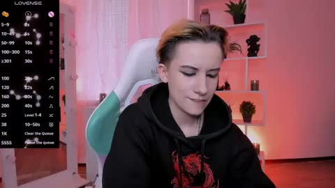 Snapshot of _rein_ramm chatting on April 12, 2026, 1:49 pm Rein online show from April 12, 2026, 1:49 pm