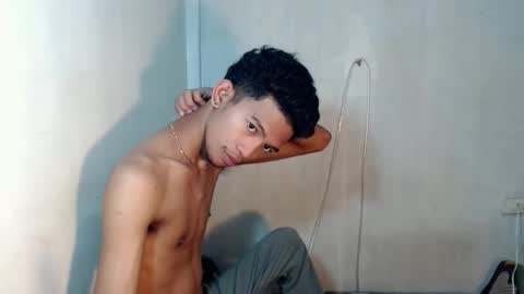 _rellvanxx online show from November 30, 2025, 2:04 am