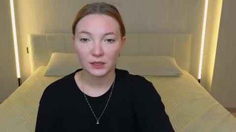 Snapshot of _reverse_gang_ chatting on June 18, 2026, 3:05 pm LISSAPVT IS OPEN online show from June 18, 2026, 3:05 pm