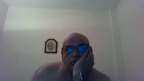 Snapshot of _reyi chatting on May 12, 2026, 6:38 pm REY online show from May 12, 2026, 6:38 pm