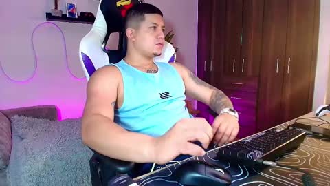 Roberto online show from March 11, 2025, 12:50 pm