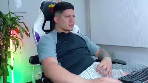 Snapshot of _robertobaggio chatting on February 7, 2026, 6:50 am Roberto online show from February 7, 2026, 6:50 am