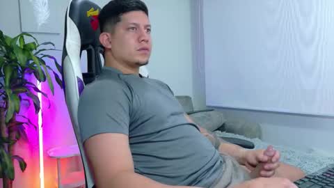 Snapshot of _robertobaggio chatting on February 12, 2026, 1:06 pm Roberto online show from February 12, 2026, 1:06 pm