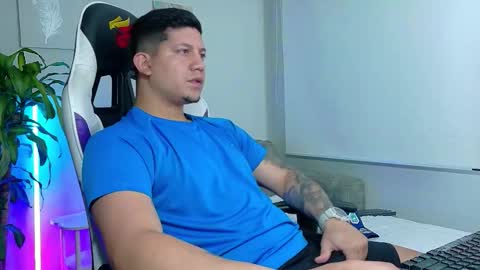 Snapshot of _robertobaggio chatting on February 13, 2026, 12:12 pm Roberto online show from February 13, 2026, 12:12 pm