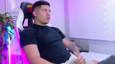 Snapshot of _robertobaggio chatting on February 15, 2026, 10:36 am Roberto online show from February 15, 2026, 10:36 am