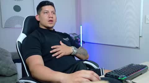 Snapshot of _robertobaggio chatting on February 21, 2026, 9:21 am Roberto online show from February 21, 2026, 9:21 am