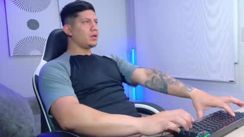 Snapshot of _robertobaggio chatting on March 2, 2026, 12:23 pm Roberto online show from March 2, 2026, 12:23 pm