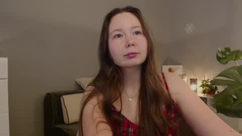 Snapshot of _rosie_cheeks_ chatting on December 10, 2024, 9:00 pm See you online show from December 10, 2024, 9:00 pm