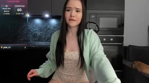 Snapshot of _sabrinasoft chatting on June 4, 2026, 8:15 pm Sabrina online show from June 4, 2026, 8:15 pm