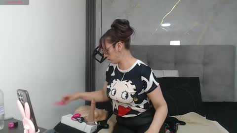 Samanta online show from February 11, 2026, 8:14 pm