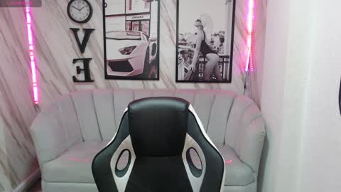 Samantha online show from January 19, 2025, 12:39 pm