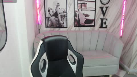 Samantha online show from February 4, 2025, 12:44 pm